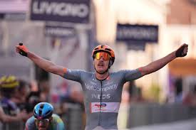 Dorian Godon se lleva el Gran Piemonte y sucede al mexicano Isaac del Toro