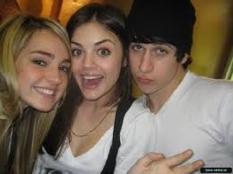 David &amp; Lucy - david-henrie-and-lucy-kate-hale Photo. David &amp; Lucy. Fan of it? 0 Fans. Submitted by sarabeara over a year ago - David-Lucy-david-henrie-and-lucy-kate-hale-6951117-425-318