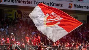 Probleme zum Zweitliga-Start: Chaos in Cottbus wegen Systemausfall — T-Online