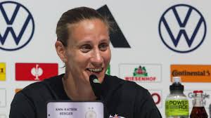 Kicker - News update