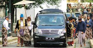 Hasil gambar untuk SEJARAH asal usul MAHKOTA KESULTANAN