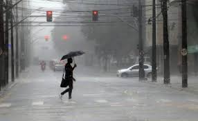 Atenção, moradores! Alerta de tempestade com ventos intensos coloca todo o Paraná em perigo