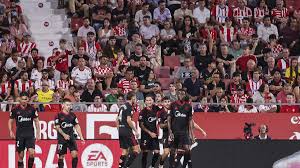 (Crónica) El Oviedo celebra la primera victoria en su regreso y el Sevilla deja tocado al Girona