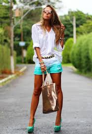 Resultado de imagem para look com short