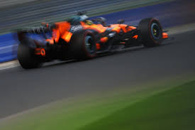 F1: Stella explica diferenças entre Mercedes e McLaren, mesmo com motores iguais