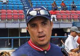 Este sábado en la madrugada el hijo del lanzador de los Tigres de Aragua, Horacio Estrada falleció luego de que una bala perdida lo asesinara mientras se ... - horacioestrada600