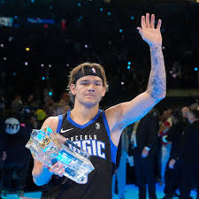 3-time NBA Dunk Contest winner becomes G League’s all-time leading scorer