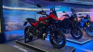Yamaha lança Tracer 7 por R$ 59.990 e confirma R7 no Brasil