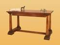 Nahka writing desk