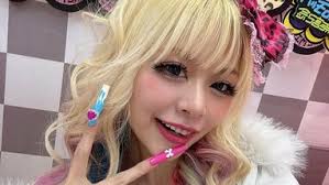 「こんなに変わるとは」エルフ荒川 井川遥コーディネートの雰囲気ガラリな姿公開！ナチュラルメイク＆おしゃれヘアセットに「似合いすぎ」