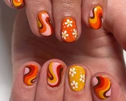 Hình ảnh về Orange Vintage nail design