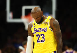 New Rumors Suggest Golden State Warriors, Cleveland Cavaliers Losing Ground in LeBron James Free Agent Chase