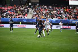 Tarciane conquista Copa da França com goleada do Lyon sobre o PSG