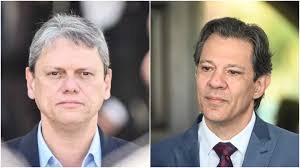 Justiça Eleitoral manda derrubar 21 postagens contra Tarcísio e multa coordenador da pré-campanha de Haddad por vídeo com Chucky