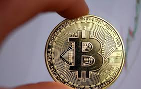 یک رکورد تاریخی جدید؛ قیمت بیت کوین از مرز ۱۲۵ هزار دلار عبور کرد