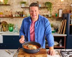 Jamie Oliver to relaunch Italian restaurant chain in UK six years after collapse