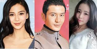 Tabloids claimed that Xiaoming and his new love interest, Wen Xin were spotted walking hand-in-hand into a Japanese restaurant in Hong Kong. - Publication18