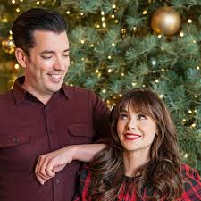 Jonathan Scott and Zooey Deschanel Announce Their Engagement: A Love Story Unveiled | Catch Up on The Latest HGTV Show and Celebrity News - 10