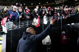 Demeco Ryans leads Texans towards playoff victory