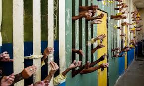 Denúncias ao Comitê da ONU apontam “pena de fome” e falhas em audiências de custódia no Brasil