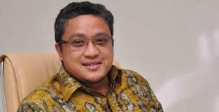 Wakil Gubernur Jawa Barat Jawa Barat Dede Yusuf punya pengalaman pribadi menyangkut pembayaran pajak. Saat berprofesi sebagai bintang film dan bintang iklan ... - dede-yusuf