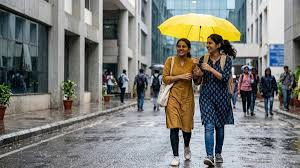 तमिलनाडु के 13 जिलों में भारी बारिश का पूर्वानुमान: प्रशासन अलर्ट पर
