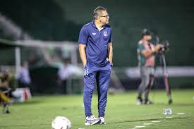 Sob pressão, Guarani anuncia demissão de técnico antes de rodada final da Série C