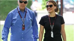 Surpriză în dosarul 'prostituție cu vedete'! Romina Gingașu, soția lui Piero Ferrari, apare în dosarul penal care zguduie showbizul