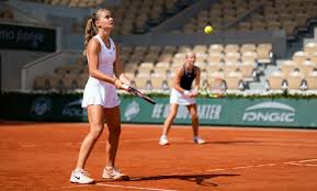 The ranking gap didn’t stop Khvalinskaya from reaching the crucial match in Paris