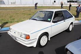 Hasil gambar untuk ford laser