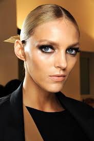 Strong Eyes. Celeb makeup artist Pat McGrath struck again at Gucci where she created smoldering eyes. This look was said to be inspired by &#39;70s fashion and ... - 4_strong-eyes