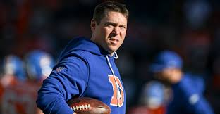 Cowboys and Packers Scramble to Fill Defensive Coordinator Vacancies