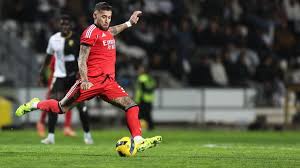 Mourinho surpreende no ataque ao Famalicão