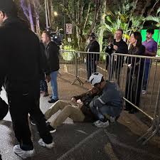 Cinegrafista da GloboNews é retirado da cobertura do debate após dar cabeçada em repórter