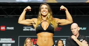 Mackenzie Dern Faces Virna Jandiroba at UFC 321 for Strawweight Title