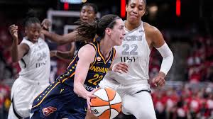 WNBA playoffs live updates, Fever-Aces score: Caitlin Clark, A'ja Wilson face off in Game 3 with trip to semifinals on the line — Yahoo Sports