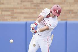 LIVE SCORE UPDATES & ANALYSIS: Arkansas baseball vs. Northeastern at NCAA Lawrence Regional