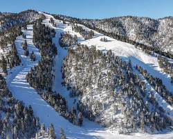 Image of Wrightwood Ski Area in the winter