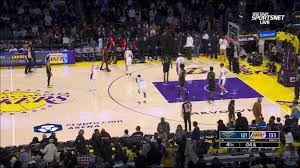 Austin Reaves shines in Lakers' victory