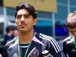 Rocco 'Blocco' or DSC? Who will start in goal tonight at Montréal?