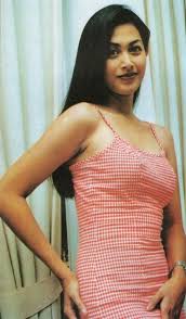 Hasil gambar untuk bugil telanjang NAJWA SHIHAB indonesia presenter tv