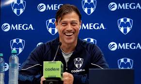 “QUE LA AFICIÓN SE SIENTA IDENTIFICADA Y ORGULLOSA DE LOS JUGADORES QUE VAN A DARLO TODO EN LA CANCHA”, MATÍAS ALMEYDA