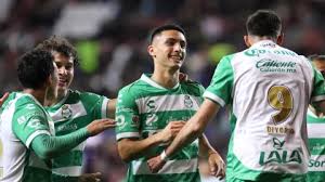 Santos Laguna consigue su primer triunfo del torneo tras imponerse a Xolos de Tijuana