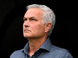 Mourinho: «Los jugadores muy buenos quieren jugar juntos»