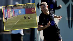 Lewandowski ÉTONNE! Ce qu'il a fait laisse ses coéquipiers sans voix! - Imagen principal del artículo