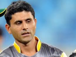 LAHORE: Pakistani all-rounder Abdul Razzaq lost his passport, gold and cash when burglars broke into his house in Lahore early Tuesday, the player said. - 637274-Abdulrazzaqafp-1385473987-570-640x480