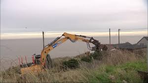 Coastal homeowners told to evacuate ahead of Storm Goretti | ITV News
