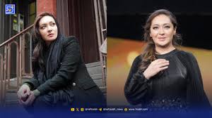 فوتبال بازی کردن نیکی کریمی با کفش صندل همراه قلعه نویی سرمربی تیم ملی
