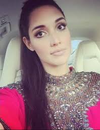 GALERIA DE AMELIA VEGA - Página 15 Images?q=tbn:ANd9GcQq7RRjO0zmEKcODeLLC15s0qHbTh_2GzYqw6qkPzmkNmsqhutxLg