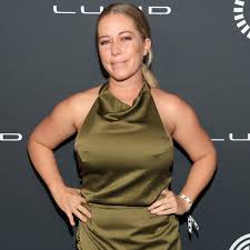 Kendra Wilkinson Tearfully Admits to “Struggle” in Real Estate Career After Client Fires Her